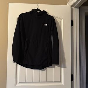 Women’s The North Face Pullover Size Small